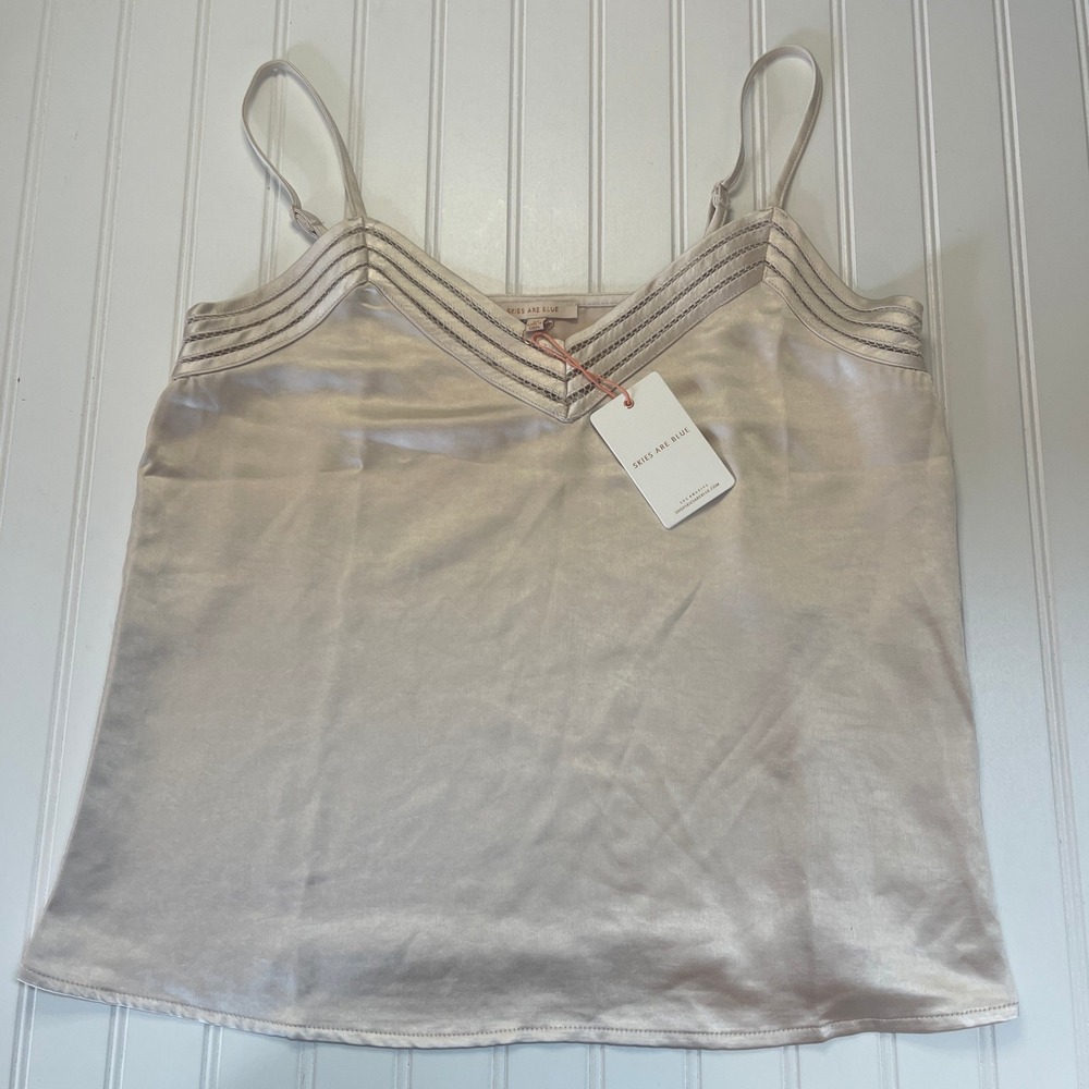 NWT Skies Are Blue Womens Champagne Satin Cami Top‎ Fairy Chic Classy Medium